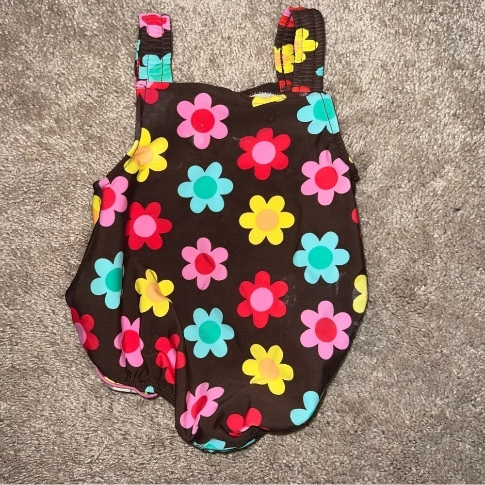 3/$25 🍄 Osh Kosh B’gosh Floral Swimsuit Size 24 Months